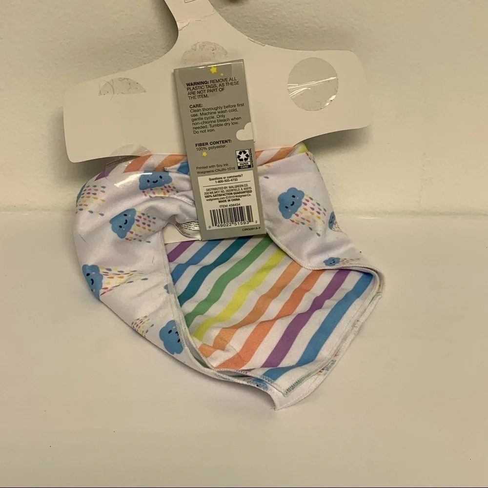 NEW |MOON AND STARS| INFANT/BABY BANDANA BIBS 0-24 MONTHS (Lot of 4 Bibs)